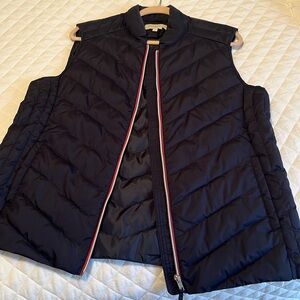 Navy Talbots vest perfect for cooler weather . Size woman’s 1X